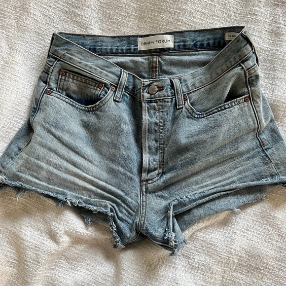 DENIM FORUM Jean Short - Picture 4 of 8